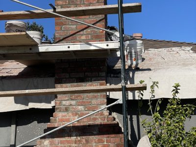 Rebuilding of masonary chimney